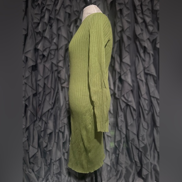 Fashion Nova, size 1X, Green - Picture 2 of 7